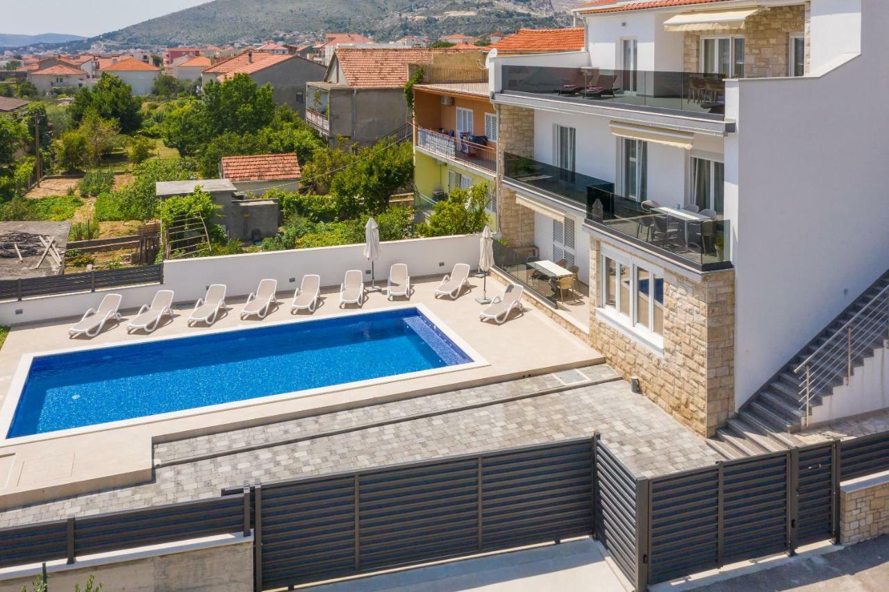 Apartments Apollo Trogir Exterior foto